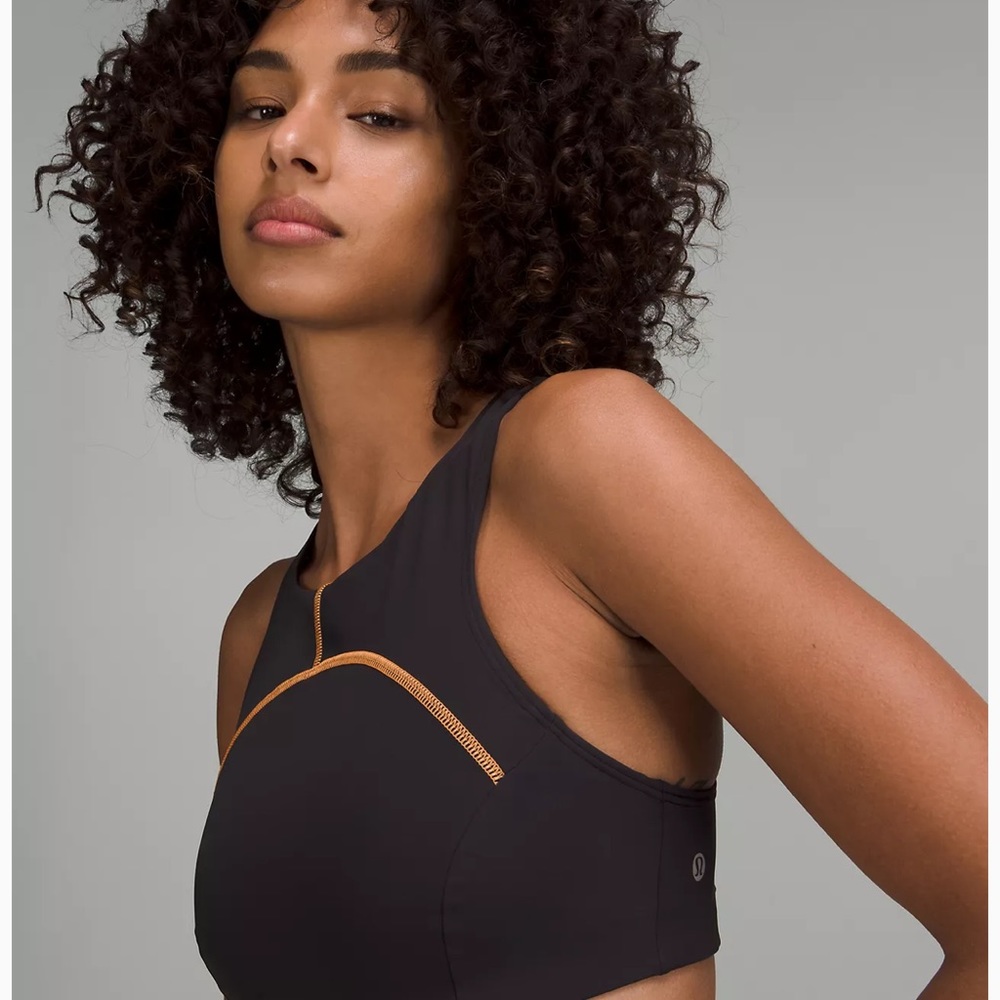NWT Tough Train High-Neck Bra sz 6
